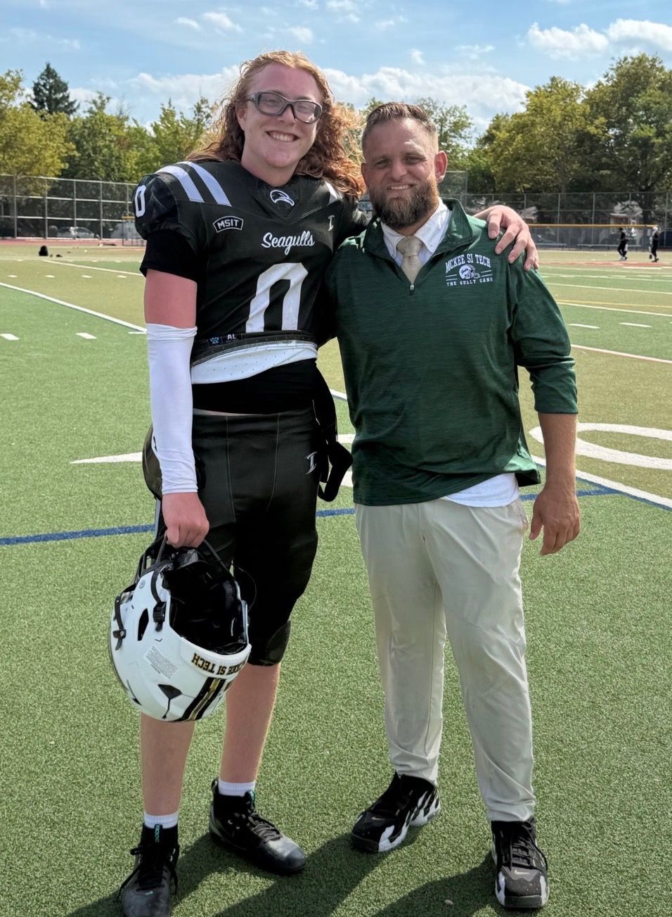App with one of his players